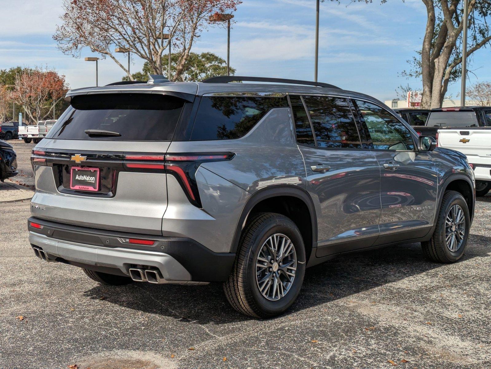 2025 Chevrolet Traverse Vehicle Photo in ORLANDO, FL 32812-3021