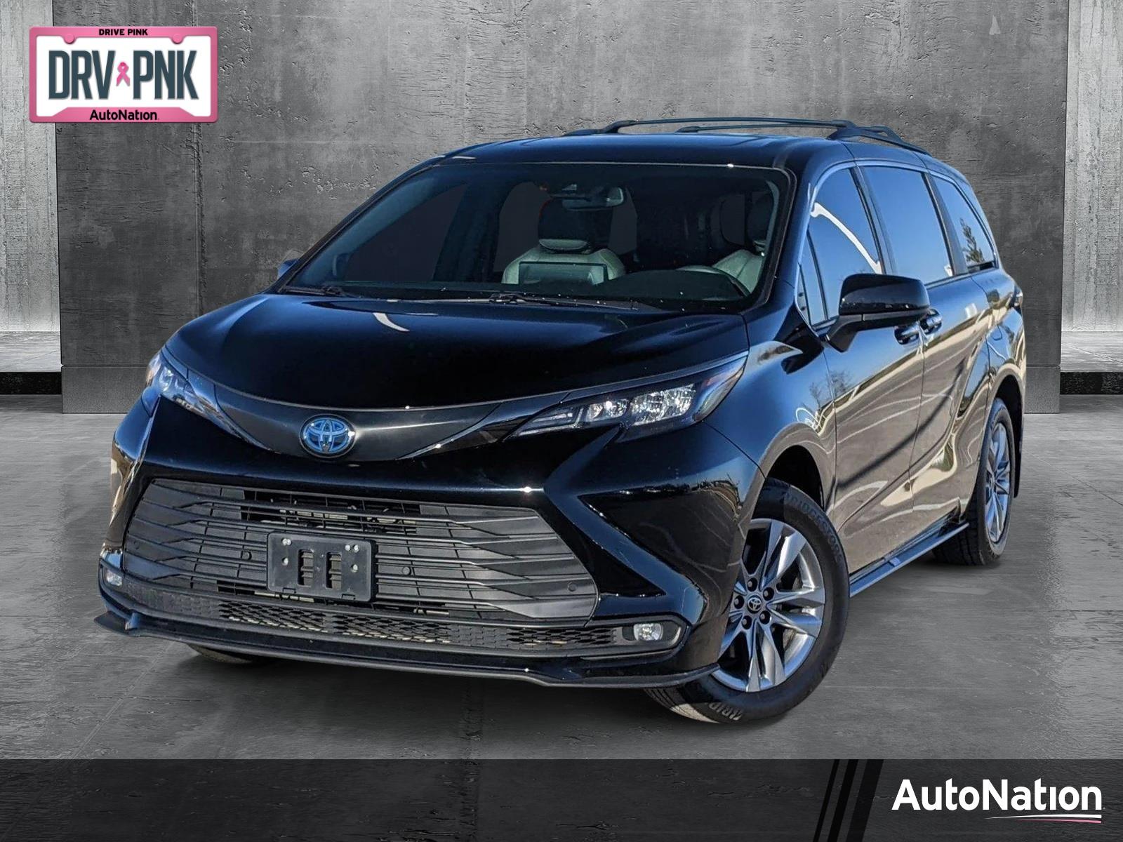 2022 Toyota Sienna Vehicle Photo in Austin, TX 78728