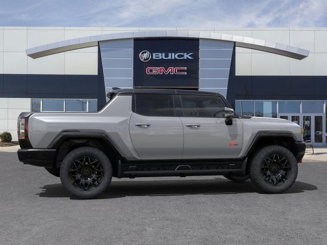 2025 GMC HUMMER EV Pickup Vehicle Photo in DANBURY, CT 06810-5034