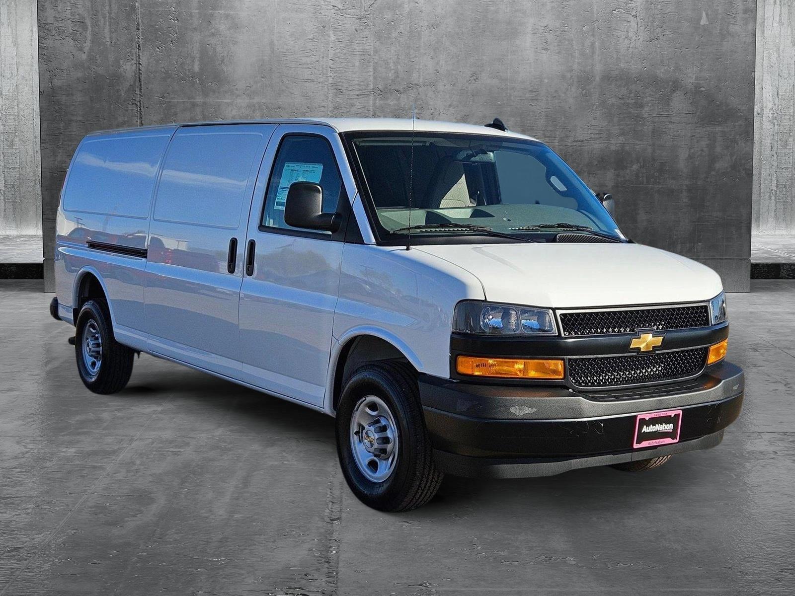 2024 Chevrolet Express Cargo 2500 Vehicle Photo in PEORIA, AZ 85382-3715