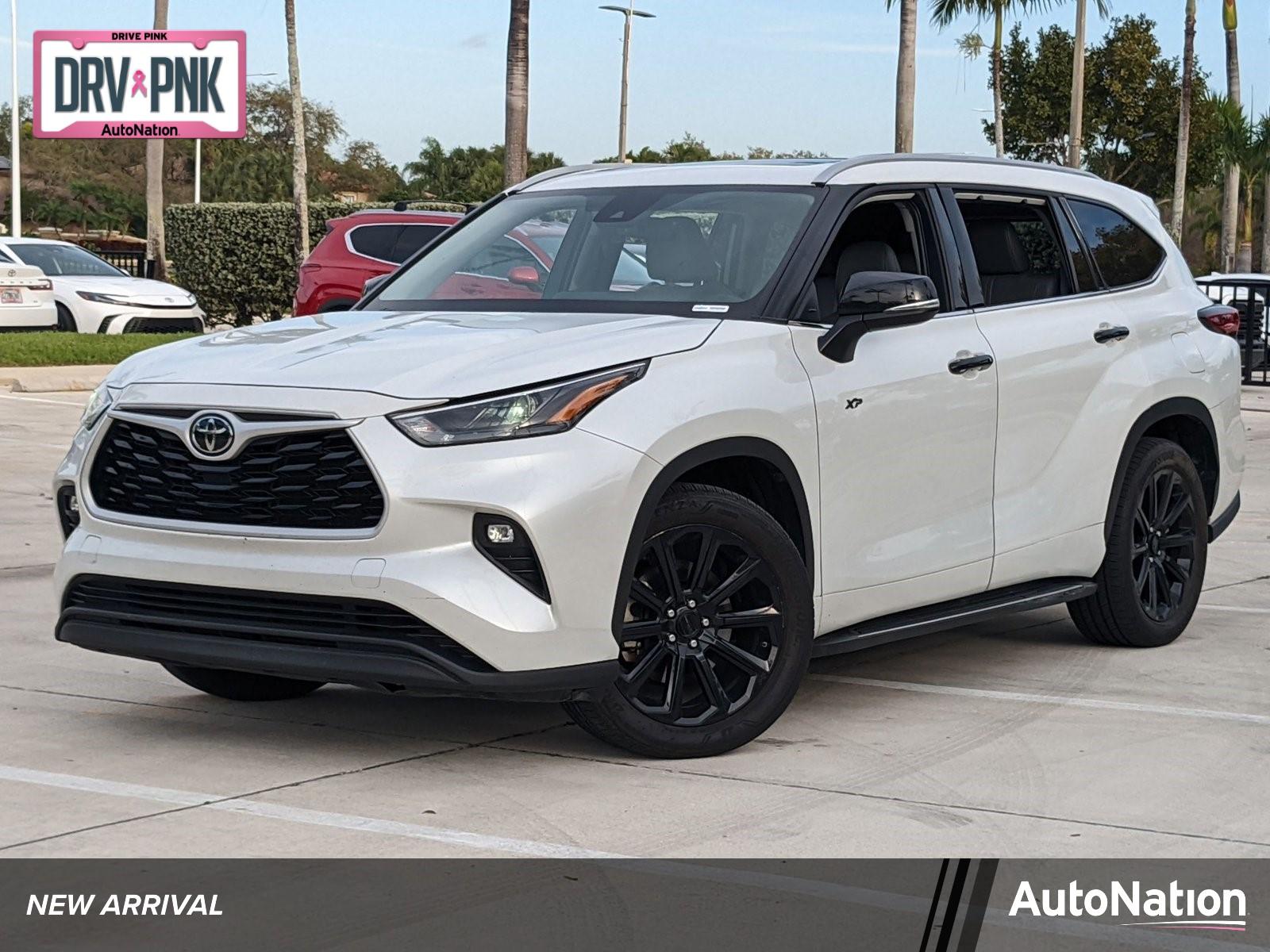 2022 Toyota Highlander Vehicle Photo in Davie, FL 33331