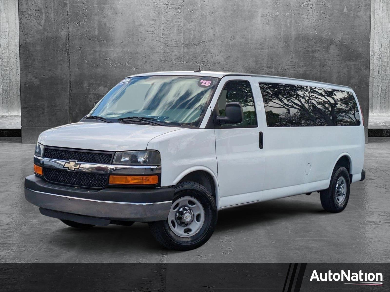 2015 Chevrolet Express Passenger Vehicle Photo in GREENACRES, FL 33463-3207