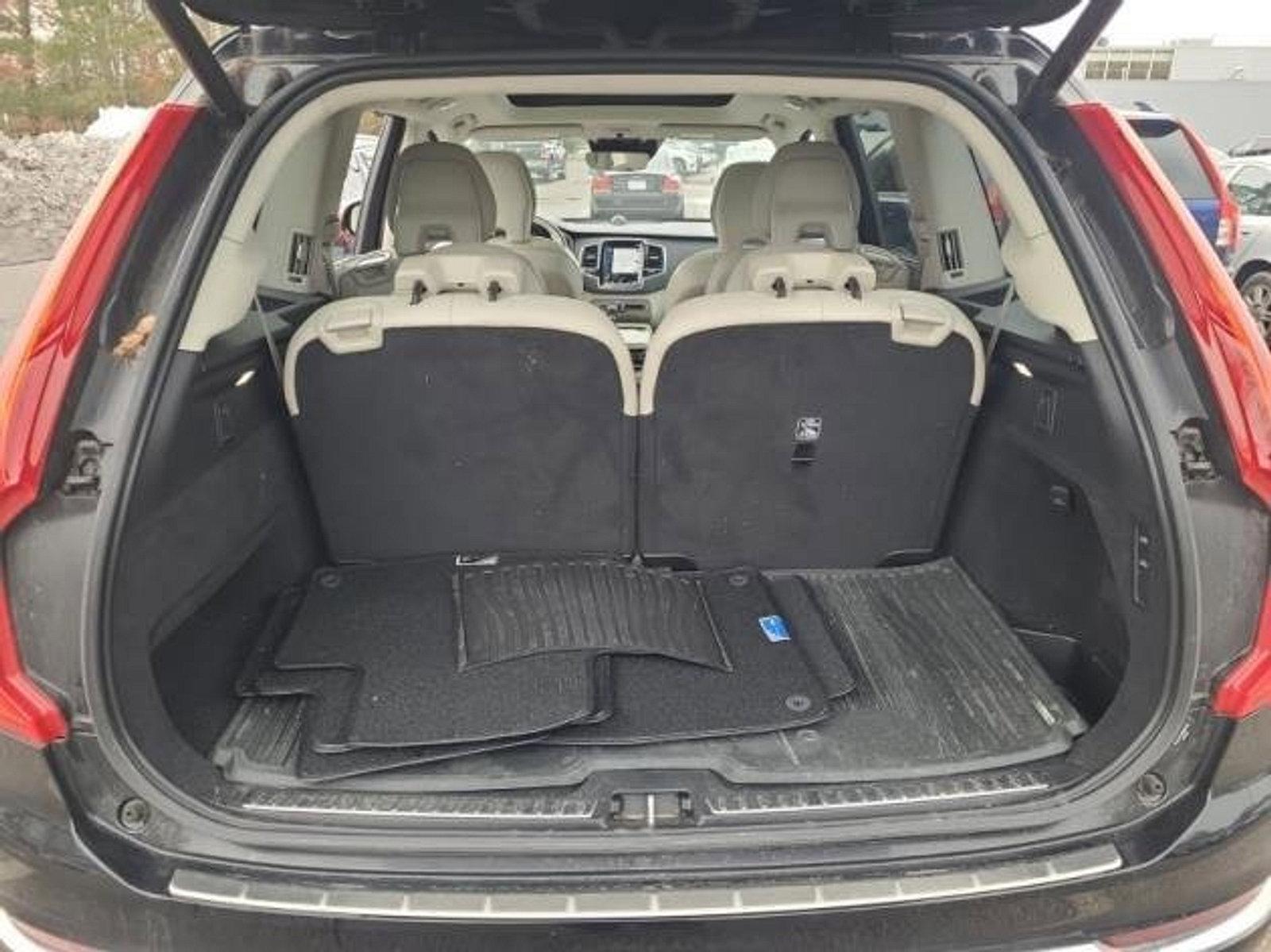 2022 Volvo XC90 Vehicle Photo in Trevose, PA 19053