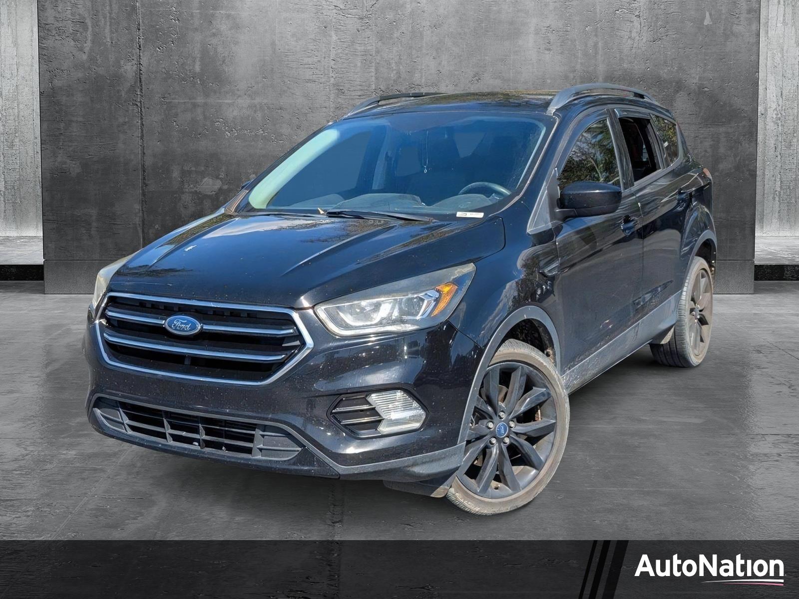 2017 Ford Escape Vehicle Photo in Panama City, FL 32401