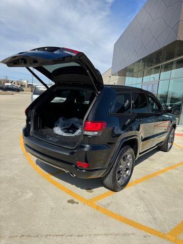 2021 Jeep Grand Cherokee Vehicle Photo in Peoria, IL 61615