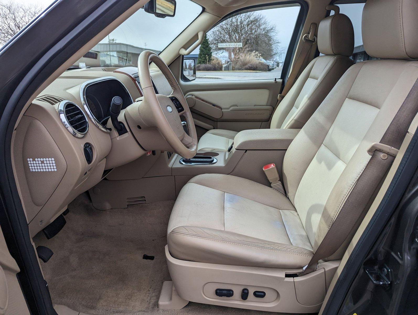 2007 Ford Explorer Vehicle Photo in Spokane Valley, WA 99212