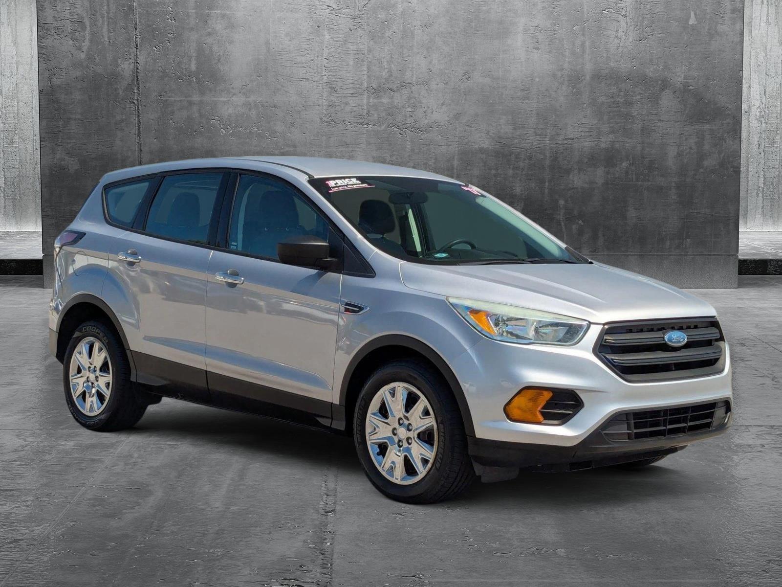 2017 Ford Escape Vehicle Photo in St. Petersburg, FL 33713