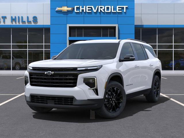 2025 Chevrolet Traverse Vehicle Photo in Roslyn, NY 11576