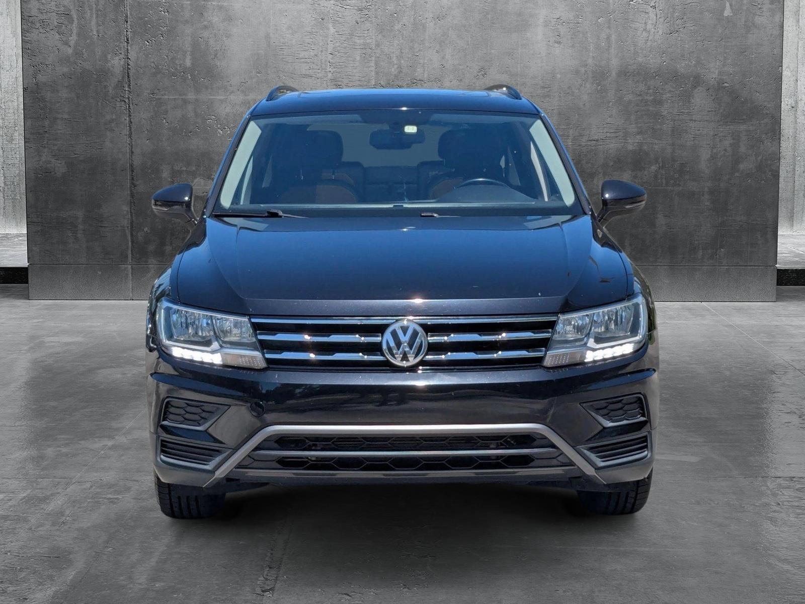 2018 Volkswagen Tiguan Vehicle Photo in PEMBROKE PINES, FL 33024-6534