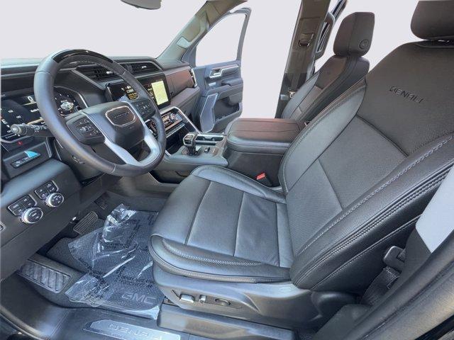 2023 GMC Sierra 1500 Vehicle Photo in LEOMINSTER, MA 01453-2952