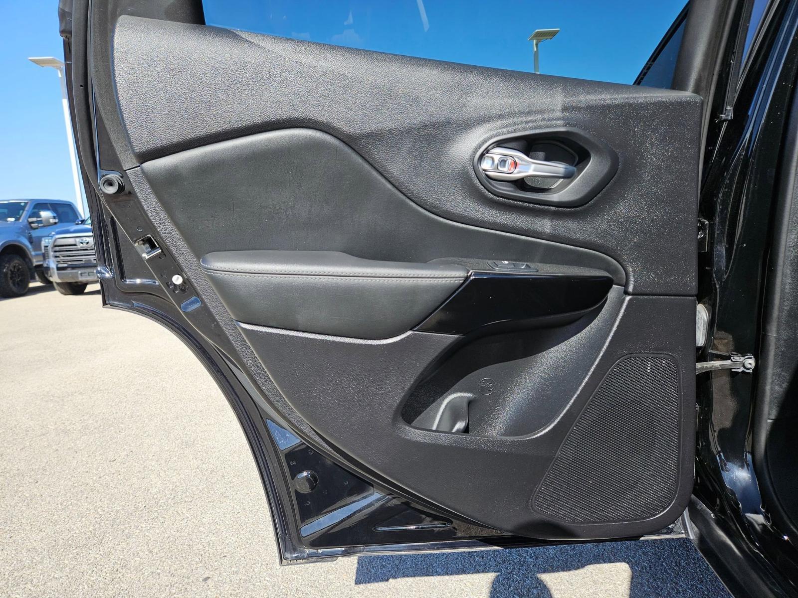 2023 Jeep Cherokee Vehicle Photo in Seguin, TX 78155