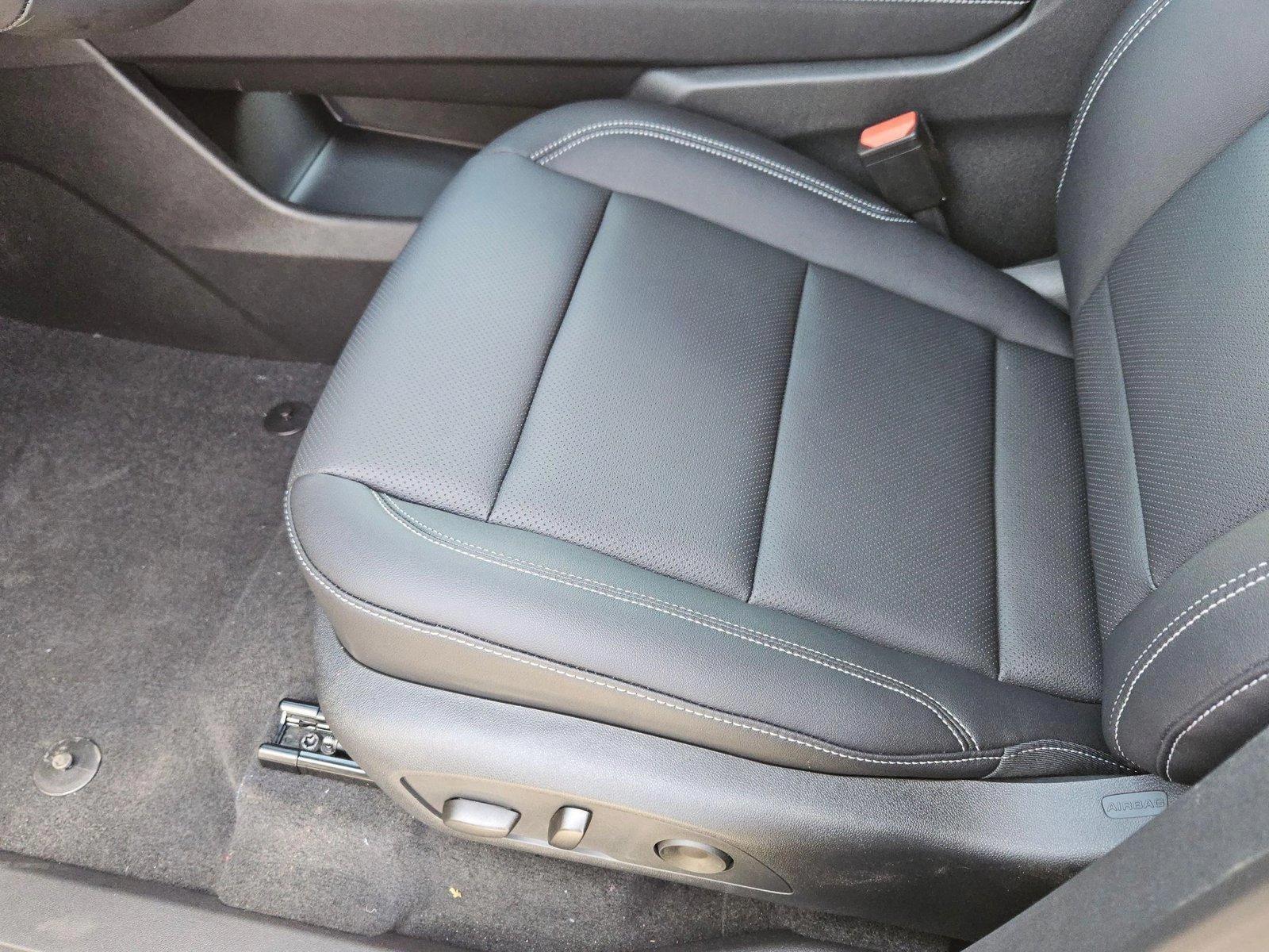 2025 Chevrolet Traverse Vehicle Photo in PEORIA, AZ 85382-3715