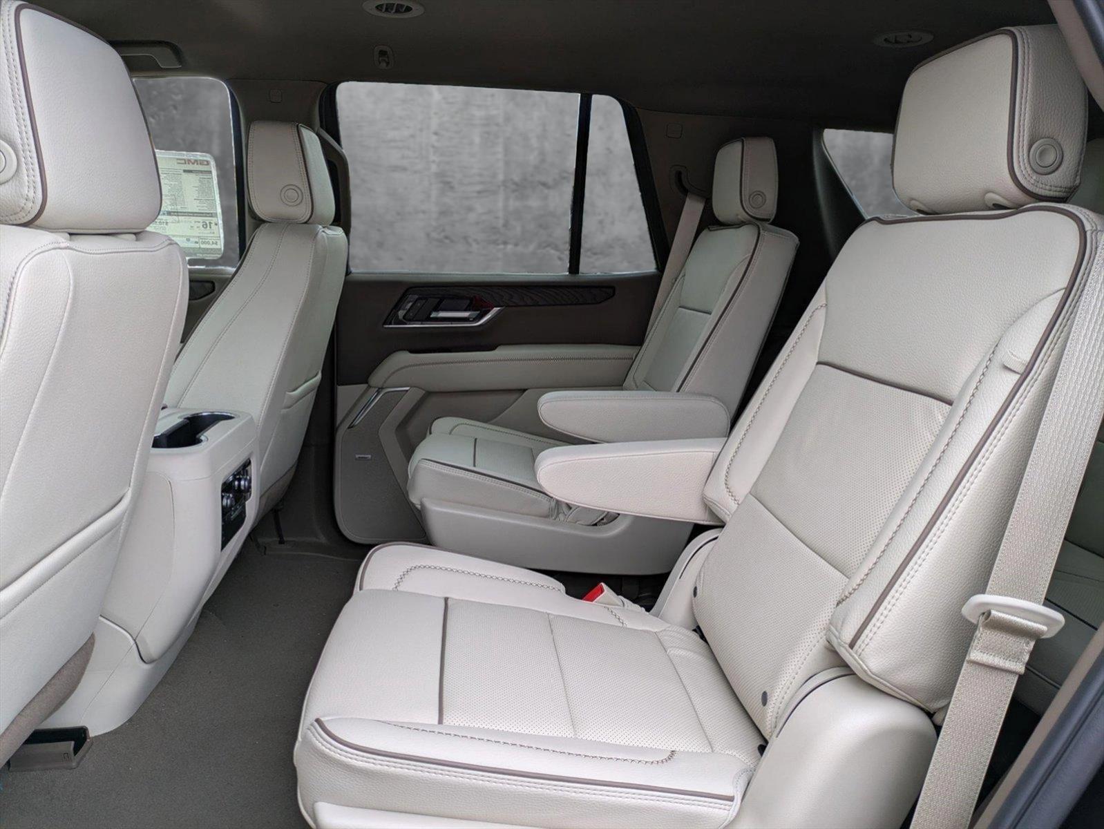 2025 GMC Yukon Vehicle Photo in GOLDEN, CO 80401-3850