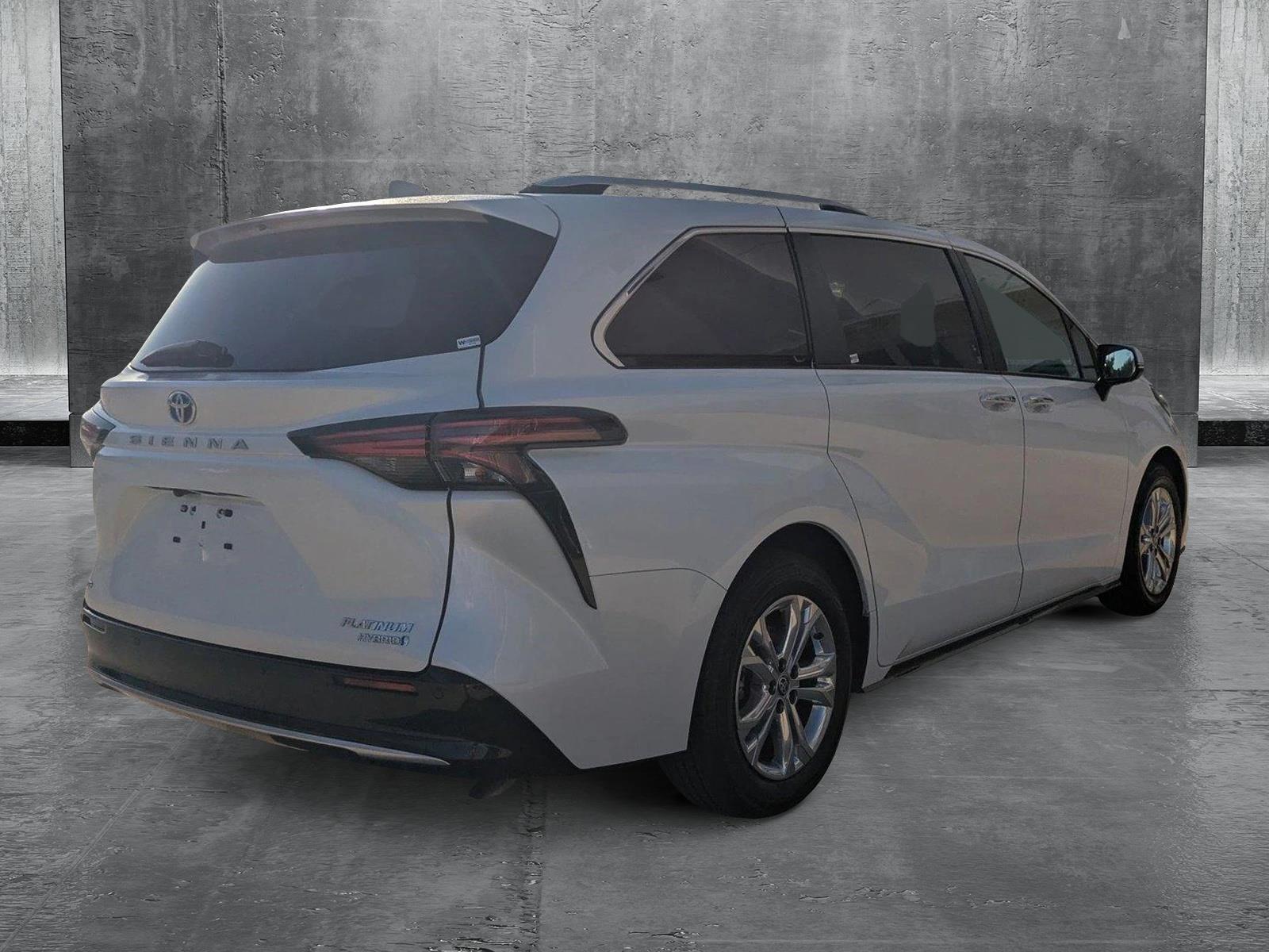 2023 Toyota Sienna Vehicle Photo in Winter Park, FL 32792