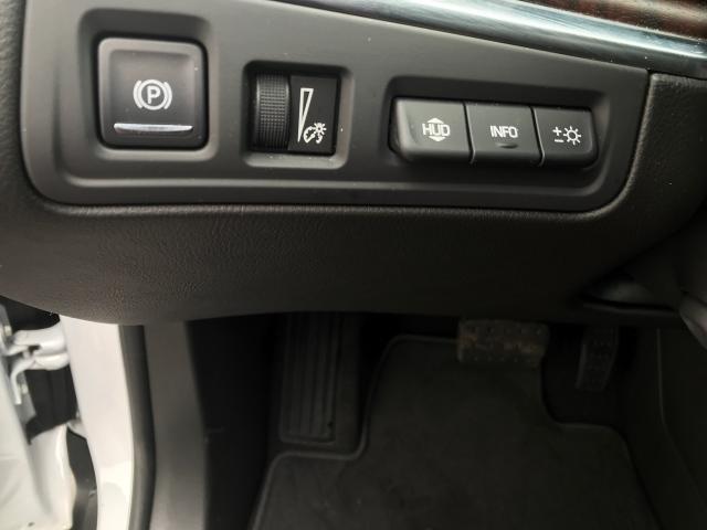 2023 Cadillac XT5 Vehicle Photo in GREEN BAY, WI 54303-3330