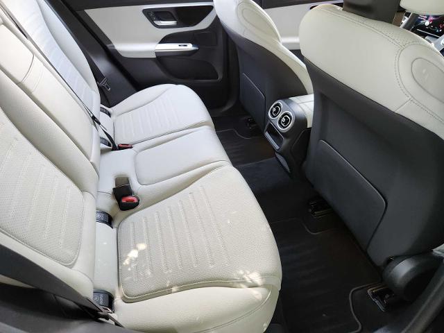 2025 Mercedes-Benz GLC Vehicle Photo in HOUSTON, TX 77079