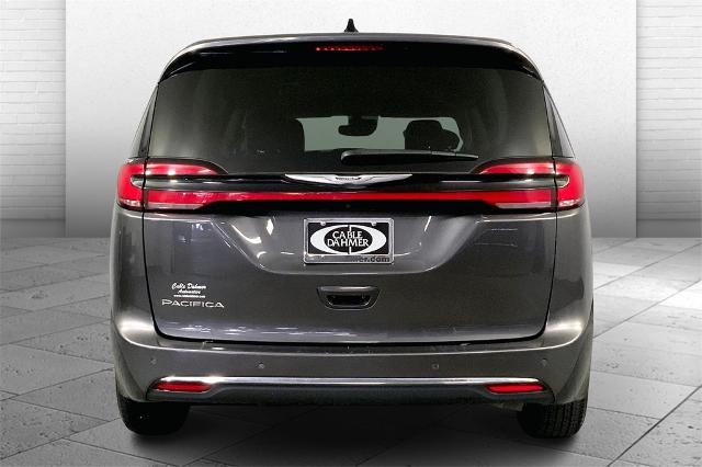 2023 Chrysler Pacifica Vehicle Photo in Lees Summit, MO 64086