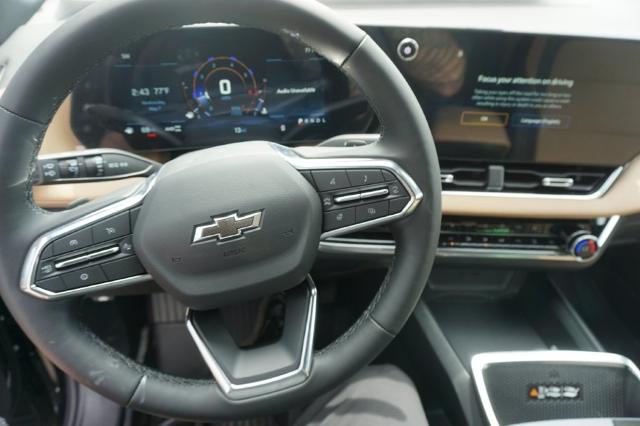 2025 Chevrolet Equinox Vehicle Photo in FAIRMONT, WV 26554-2318