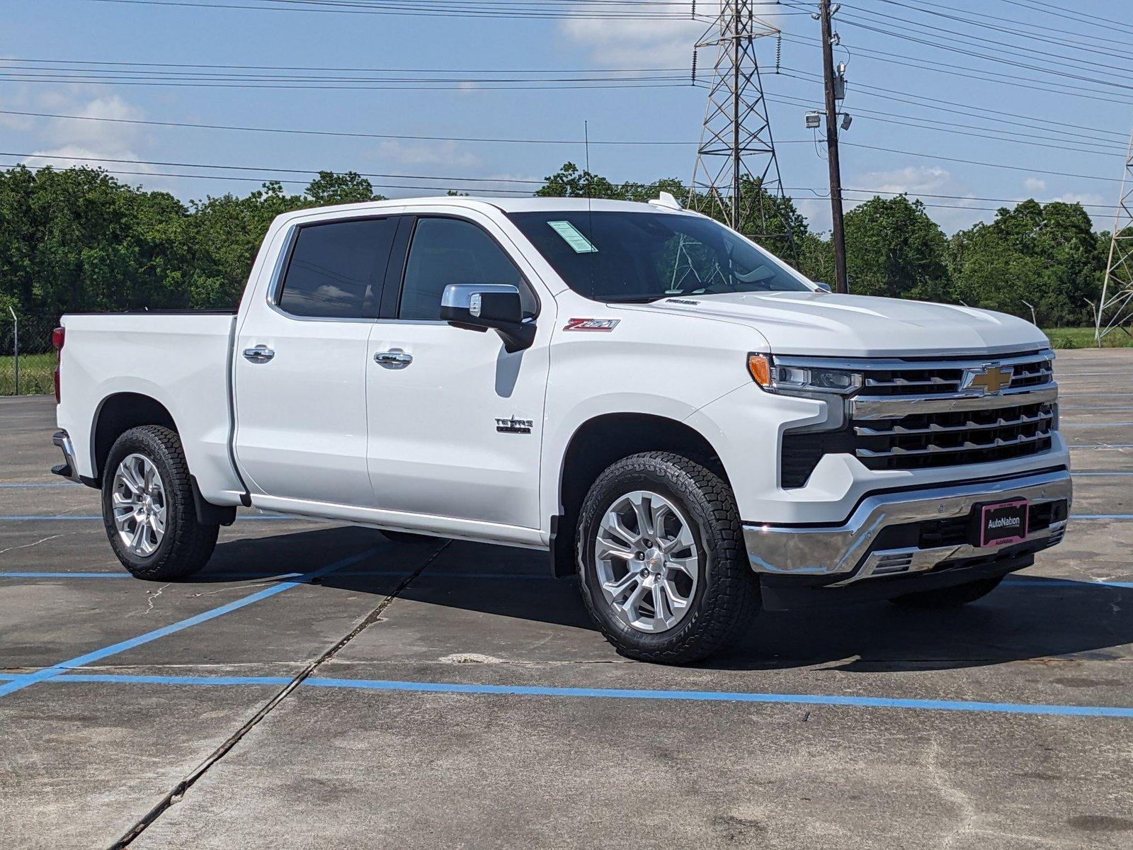 2025 Chevrolet Silverado 1500 Vehicle Photo in HOUSTON, TX 77034-5009