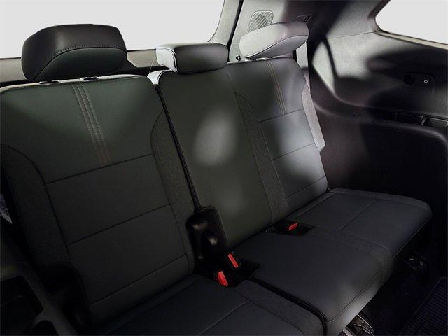 2025 GMC Acadia Vehicle Photo in PUYALLUP, WA 98371-4149