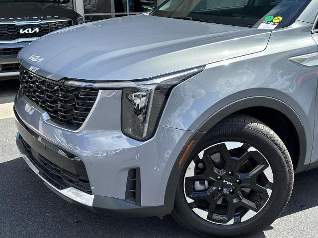 2025 Kia Sorento Vehicle Photo in Tucson, AZ 85712