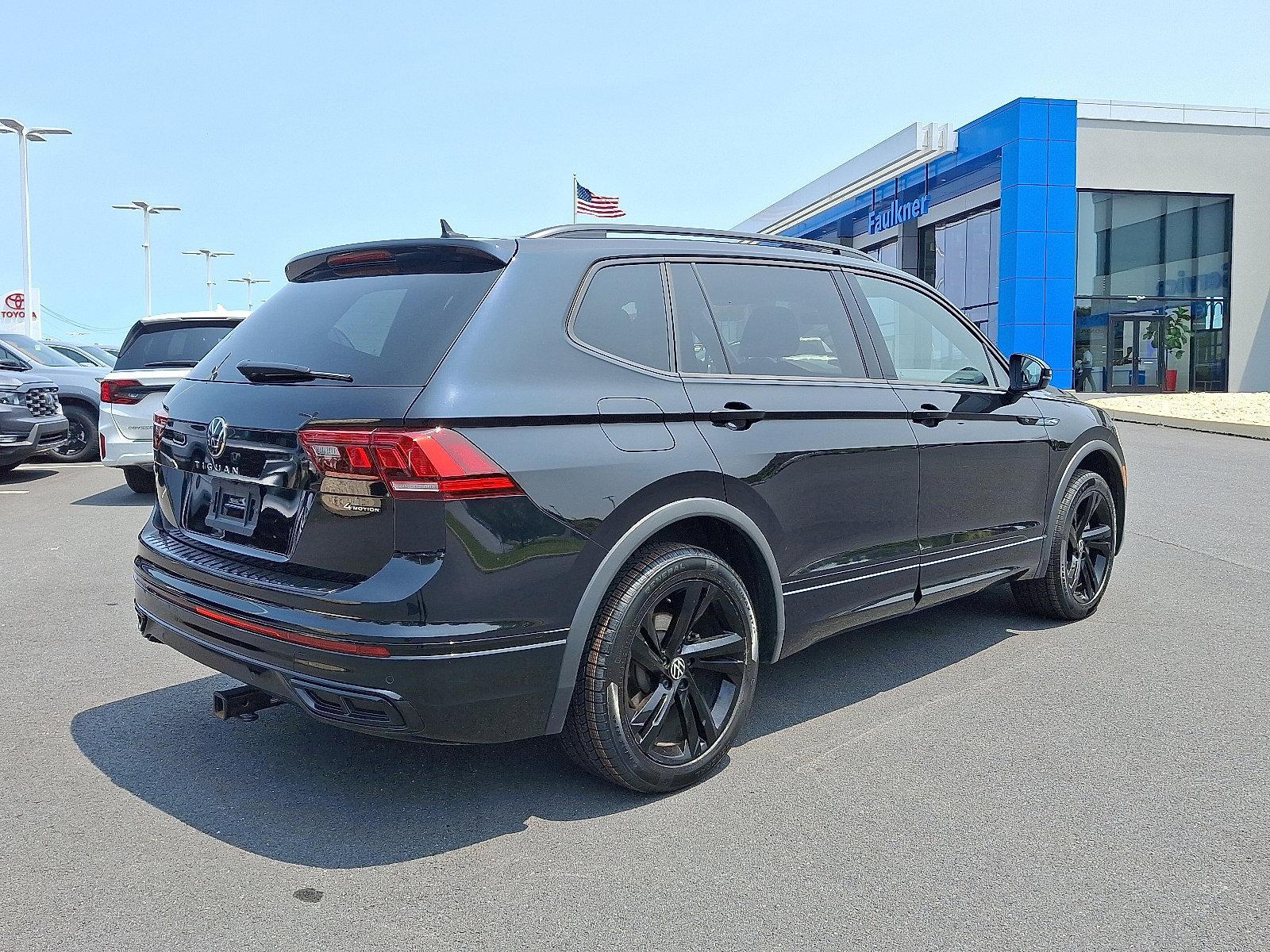 2024 Volkswagen Tiguan Vehicle Photo in Harrisburg, PA 17111