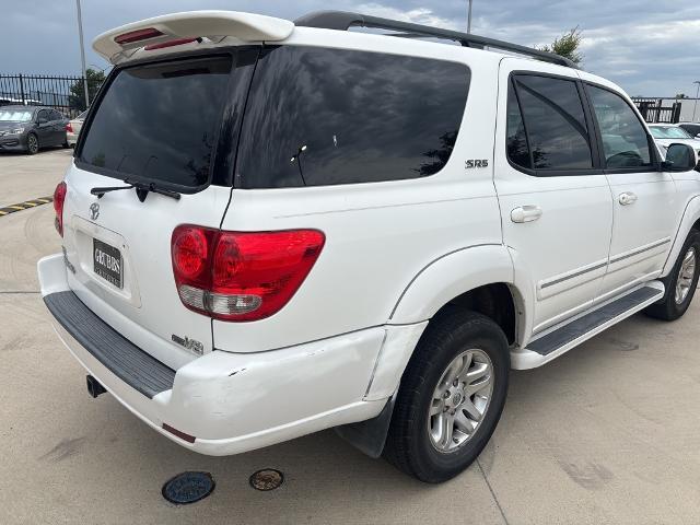 2006 Toyota Sequoia Vehicle Photo in Grapevine, TX 76051