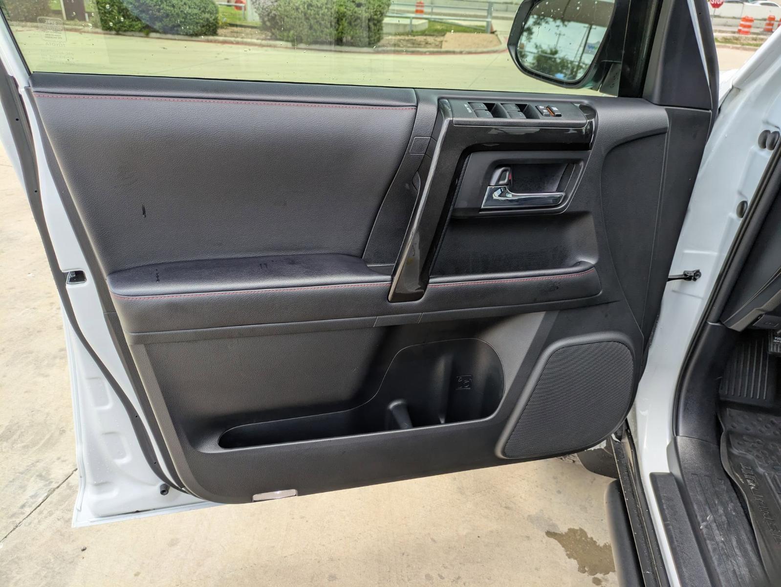 2024 Toyota 4Runner Vehicle Photo in SELMA, TX 78154-1460