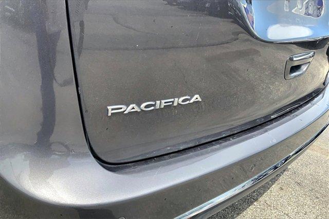 2018 Chrysler Pacifica Vehicle Photo in INDEPENDENCE, MO 64055-1377