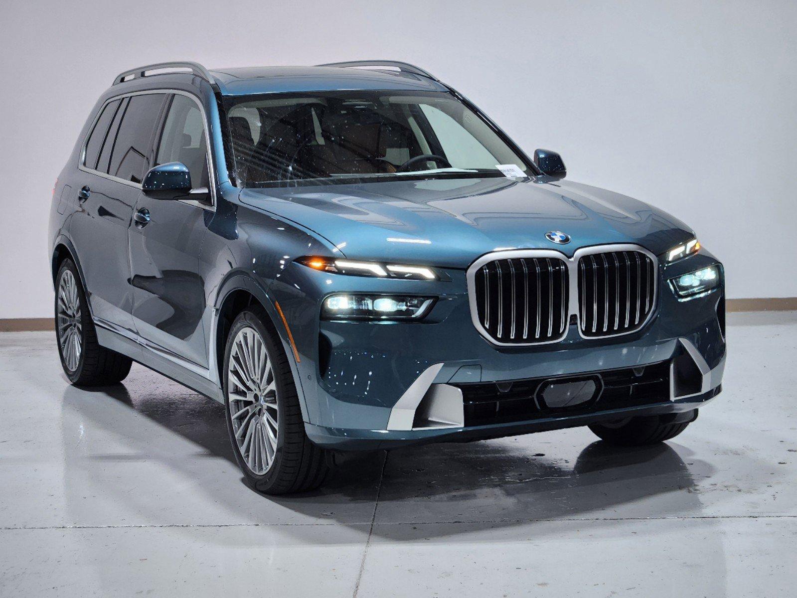 2025 BMW X7 xDrive40i Vehicle Photo in GRAPEVINE, TX 76051