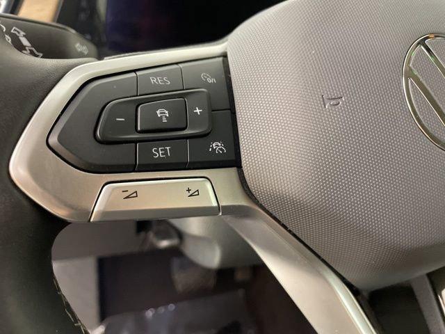 2024 Volkswagen Atlas Vehicle Photo in PHOENIX, AZ 85014-3381