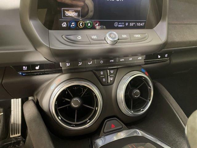 2022 Chevrolet Camaro Vehicle Photo in PHOENIX, AZ 85014-3381