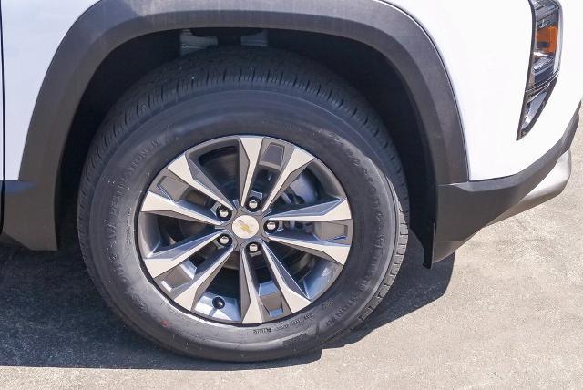 2025 Chevrolet Equinox Vehicle Photo in VENTURA, CA 93003-8585