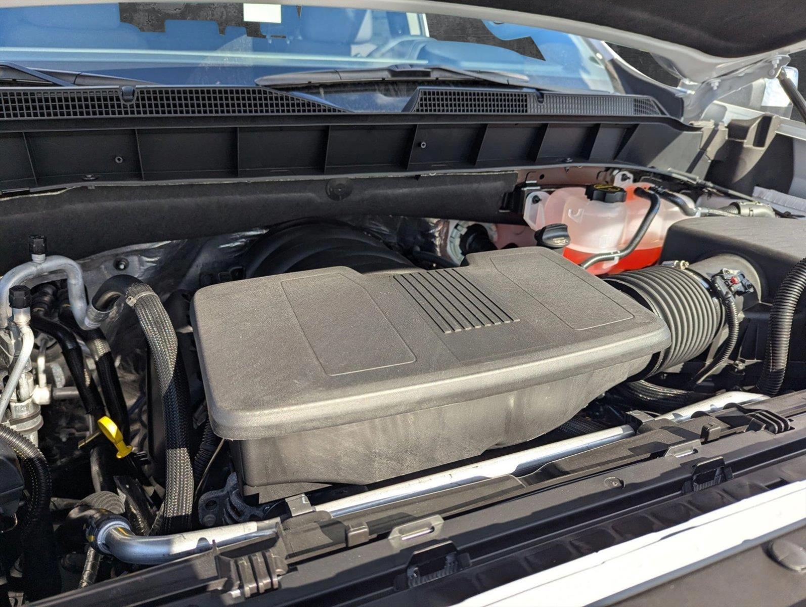 2025 Chevrolet Silverado 1500 Vehicle Photo in PEMBROKE PINES, FL 33024-6534