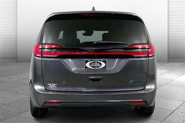 2022 Chrysler Pacifica Vehicle Photo in INDEPENDENCE, MO 64055-1314