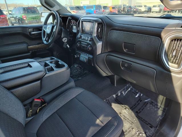 2020 Chevrolet Silverado 1500 Vehicle Photo in GREEN BAY, WI 54304-5303