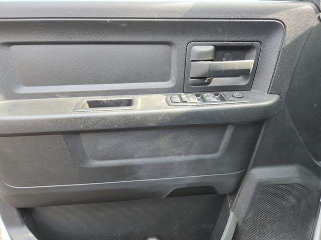 2019 Ram 1500 Classic Vehicle Photo in WATERTOWN, CT 06795-3318