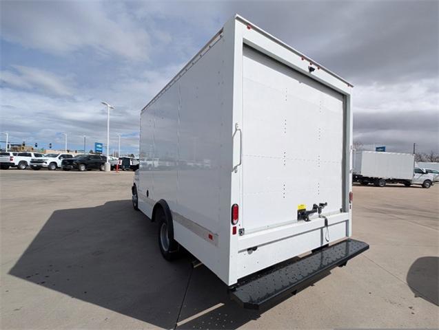 2024 Chevrolet Express Commercial Cutaway Vehicle Photo in ENGLEWOOD, CO 80113-6708