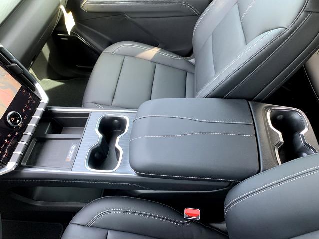 2025 GMC Acadia Vehicle Photo in BEAUFORT, SC 29906-4218
