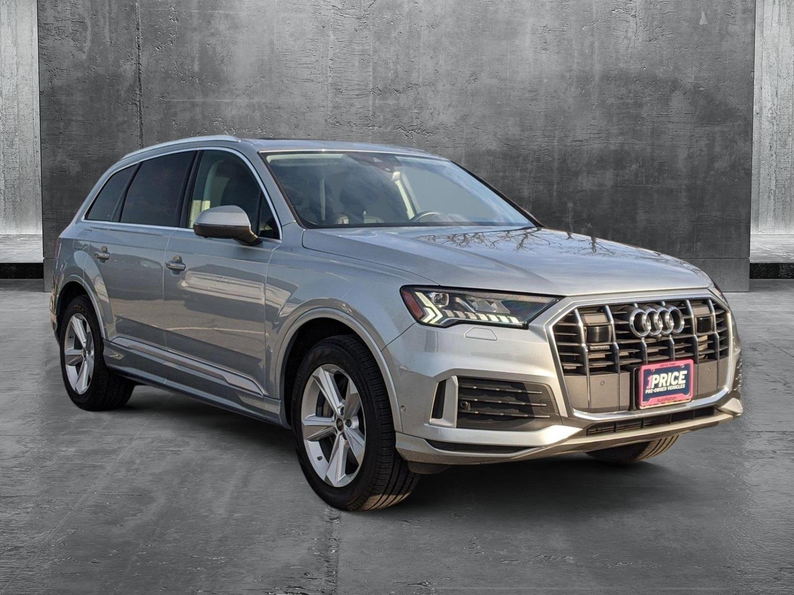 2024 Audi Q7 Vehicle Photo in TIMONIUM, MD 21093-2300