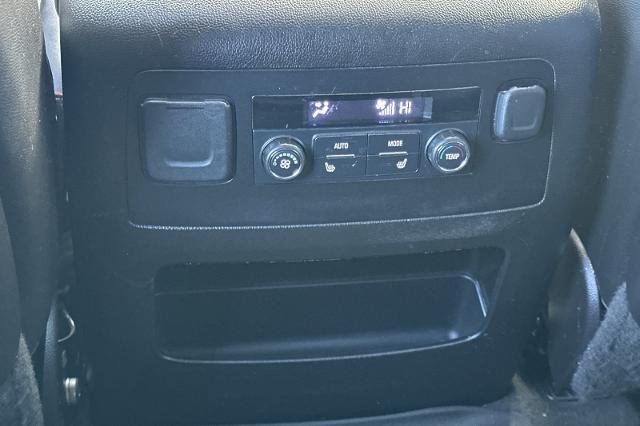 2015 Chevrolet Suburban Vehicle Photo in SPOKANE, WA 99202-2191