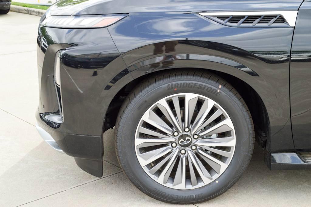 2025 INFINITI QX80 Vehicle Photo in Houston, TX 77090