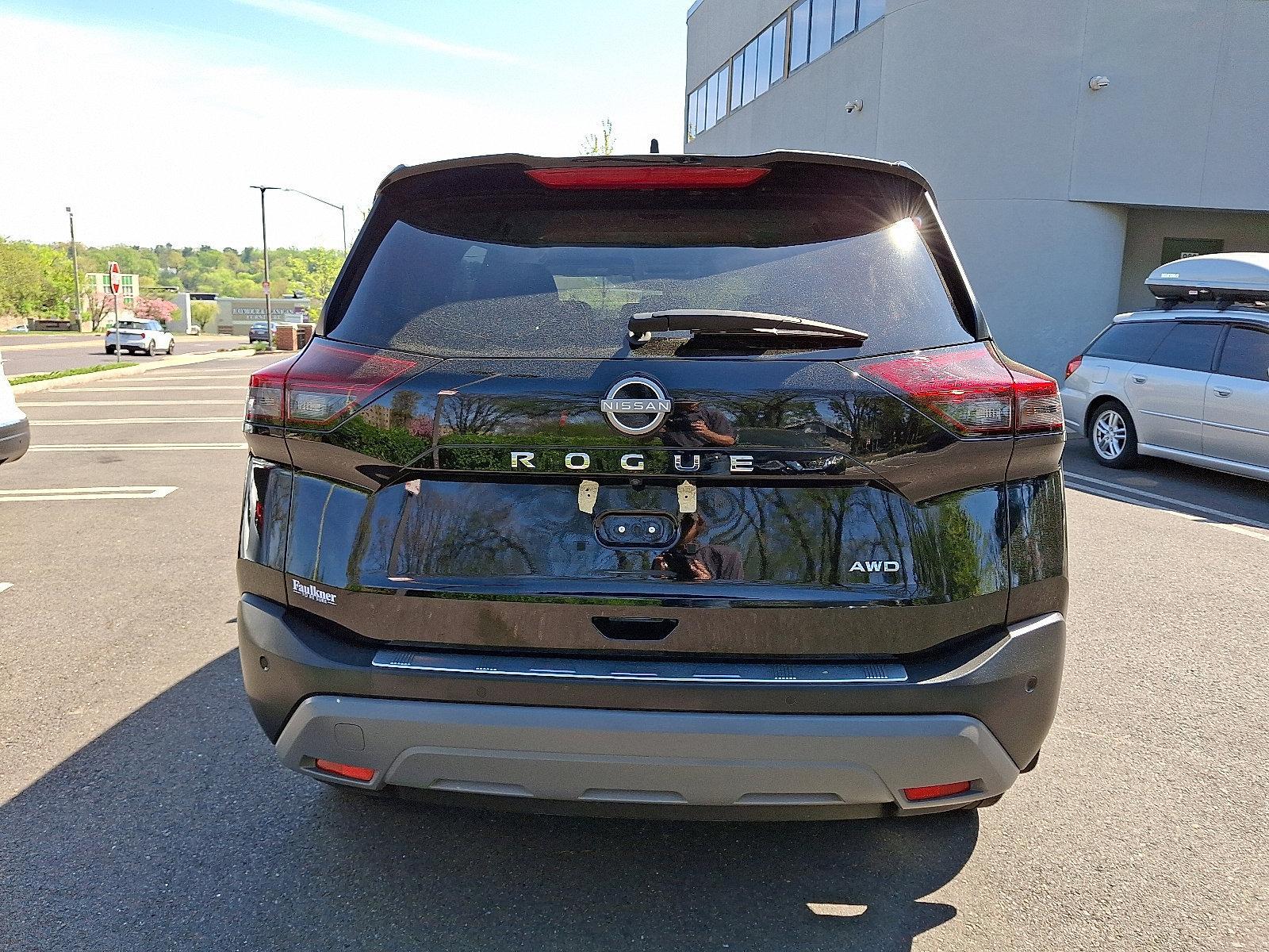 2023 Nissan Rogue Vehicle Photo in Jenkintown, PA 19046
