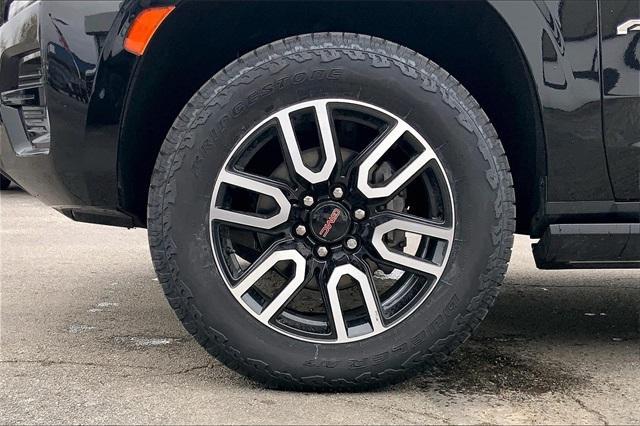 2021 GMC Yukon Vehicle Photo in Lees Summit, MO 64086