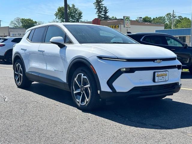 2025 Chevrolet Equinox EV Vehicle Photo in COLUMBIA, MO 65203-3903