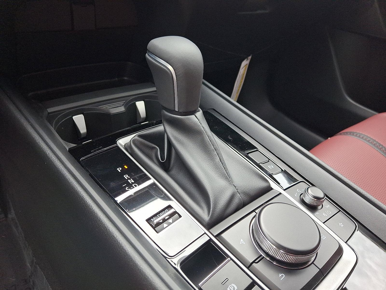 2025 Mazda CX-50 Hybrid Vehicle Photo in Trevose, PA 19053