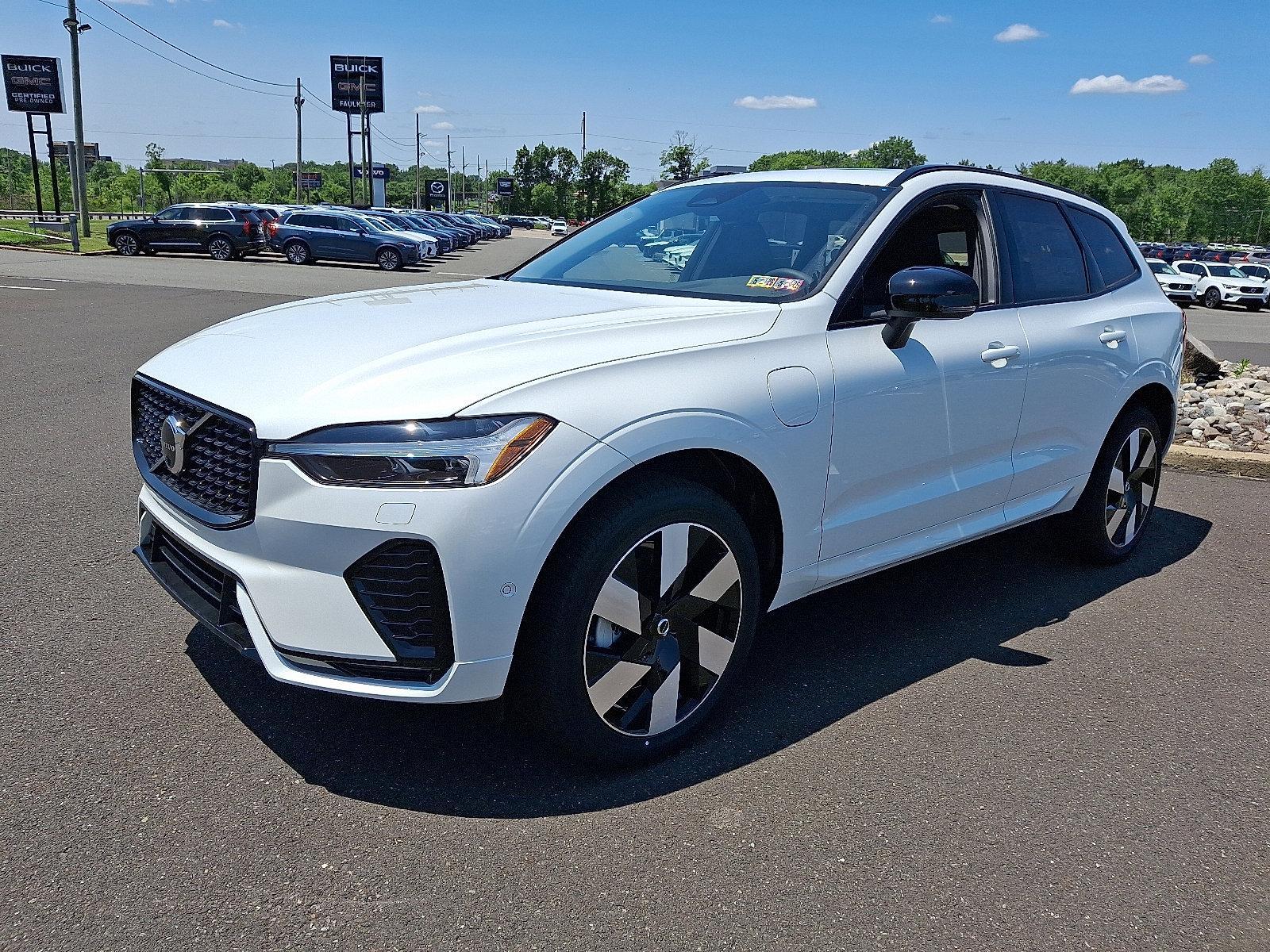 2025 Volvo XC60 Plug-In Hybrid Vehicle Photo in Trevose, PA 19053