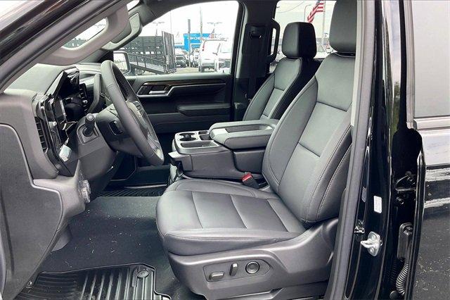 2025 Chevrolet Silverado 1500 Vehicle Photo in INDEPENDENCE, MO 64055-1314
