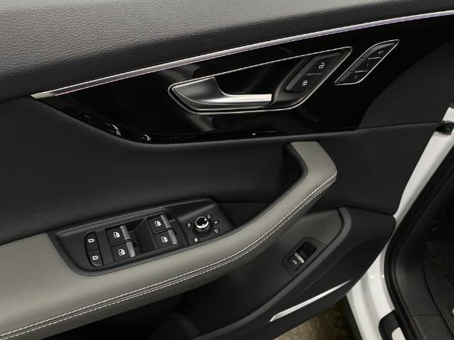 2025 Audi Q7 Vehicle Photo in Appleton, WI 54913