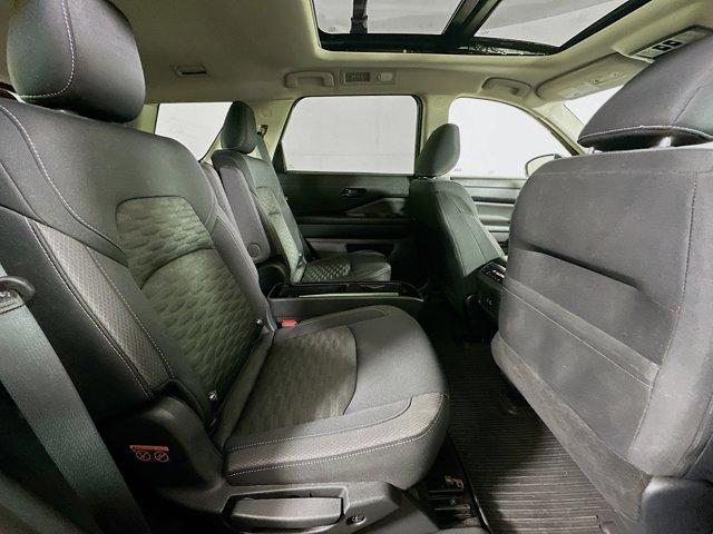 2023 Nissan Pathfinder Vehicle Photo in Flemington, NJ 08822